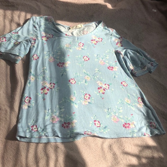 Dressy shirt - Picture 1 of 1